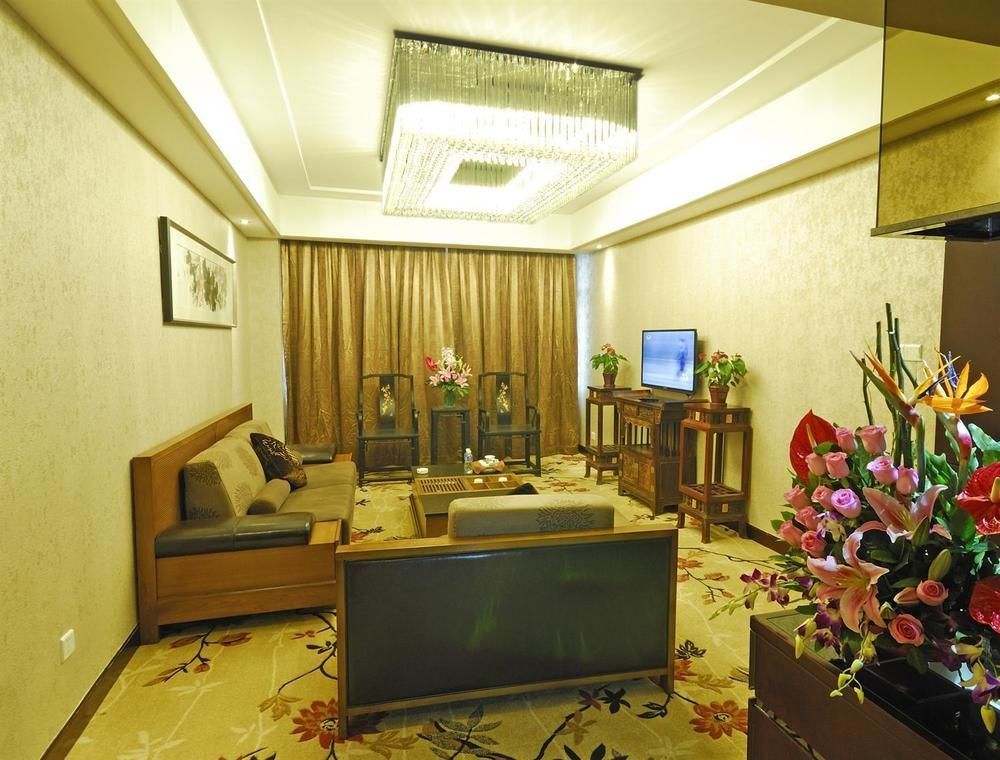 Boya Holiday Hotell Guangzhou Exteriör bild