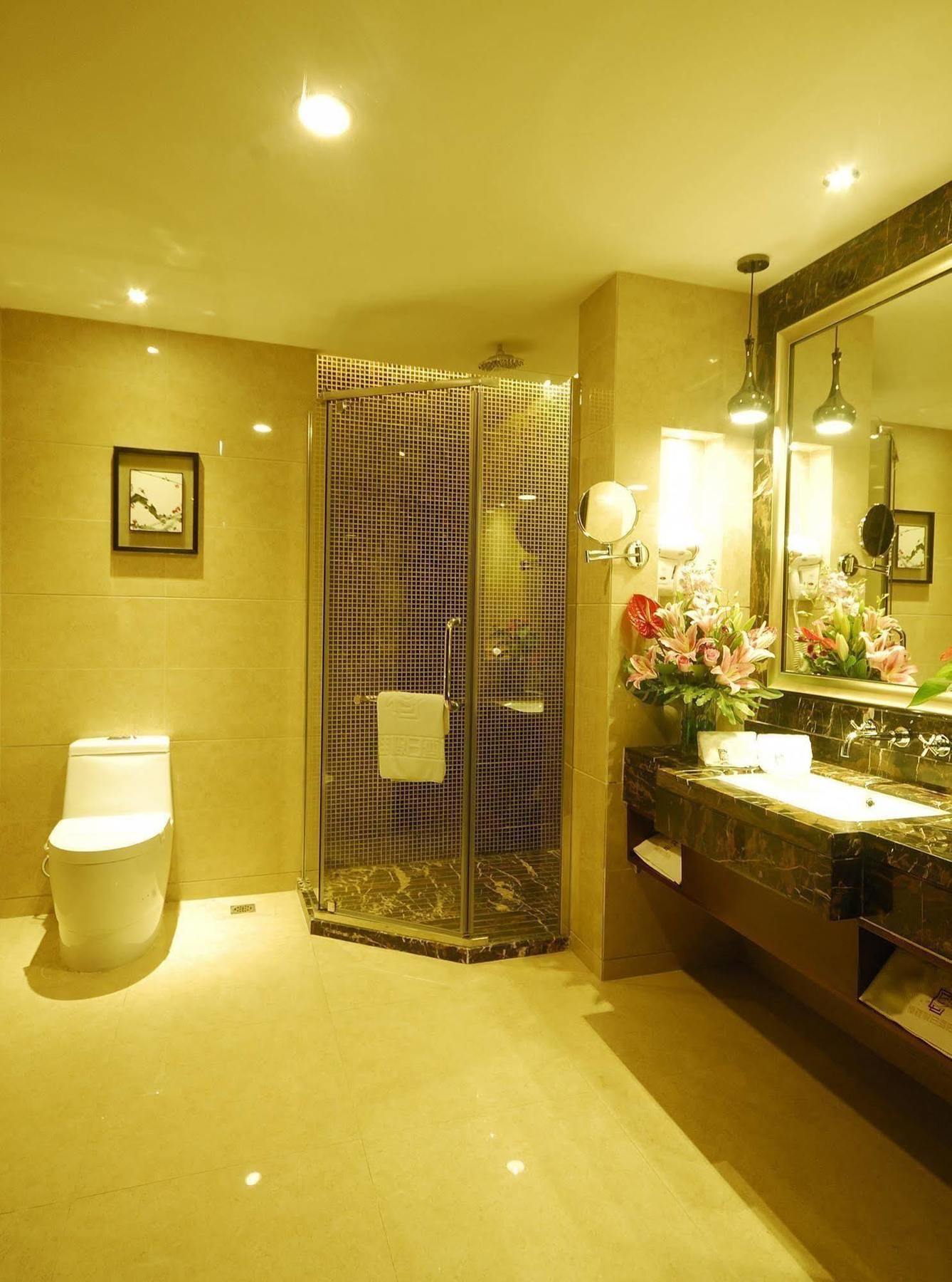Boya Holiday Hotell Guangzhou Exteriör bild